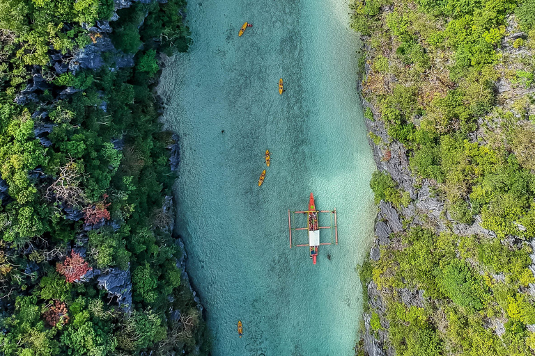 El Nido: Heldags Premium Island Hopping katamarankryssningÖhoppa i El Nido med premium catamaran, grupprundtur