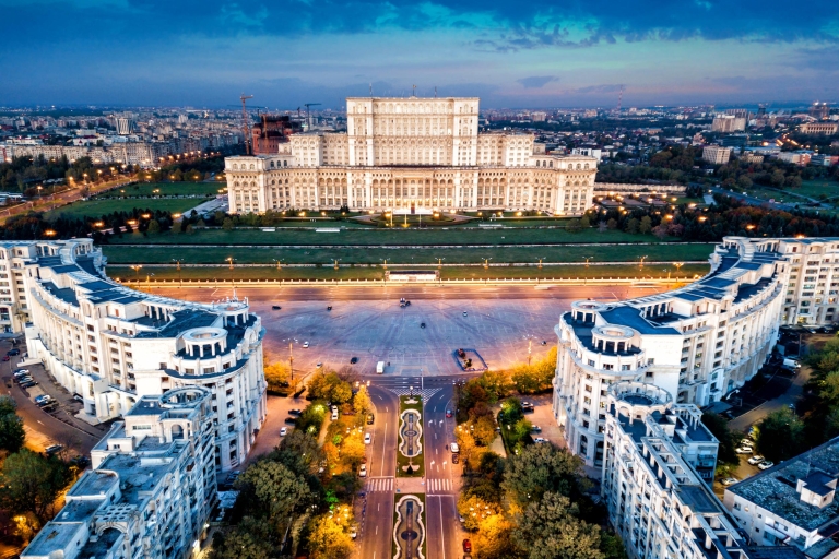 Bukarest: Abendliche Sightseeing-Tour zum Underdog of Europe