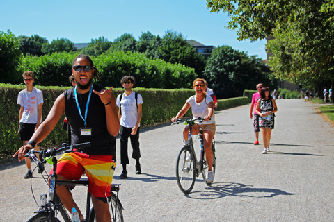 Munich à vélo : Visite d'une demi-journée avec guide localMunich à vélo en anglais