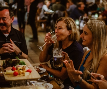 Beer and Food Tour with Dinner & Oktoberfest Museum