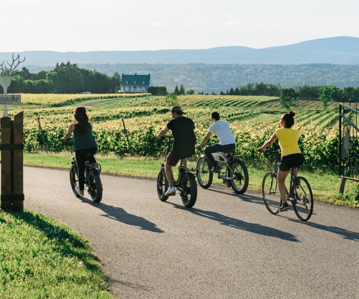 Québec : Location de vélos électriques à l'Île d'Orléans