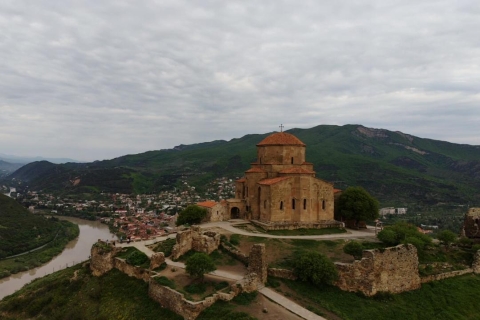 Gudauri y Kazbegi: excursión privada de un día desde Tbilisi