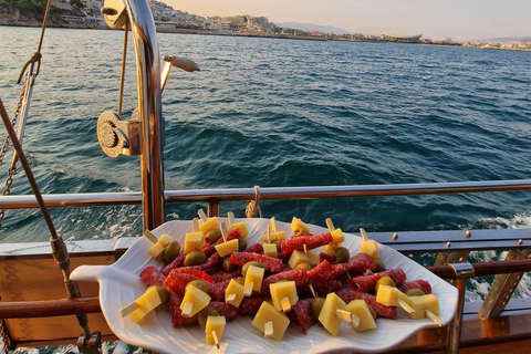 Athènes : Agistri et Aegina Yacht Tour avec déjeuner et baignade