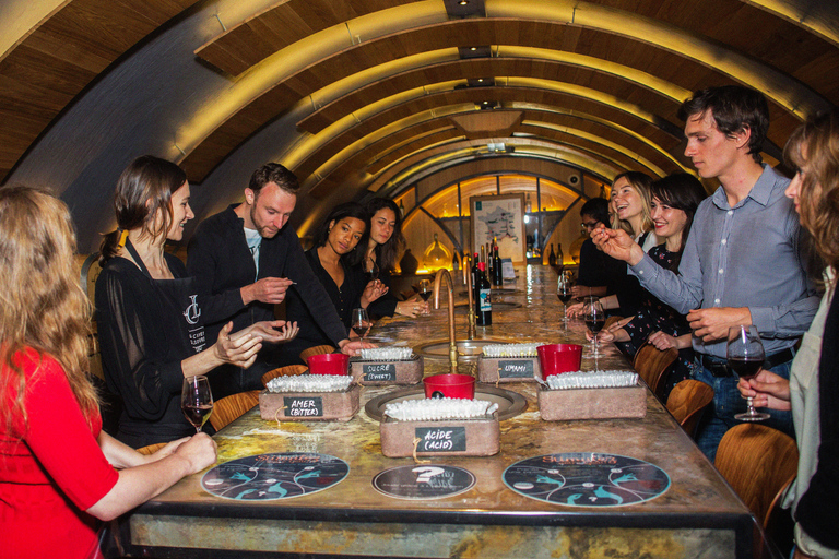 Paris: Vinmuseum Guidad tur med vinprovningParis: En timmes med provsmakning av franska viner