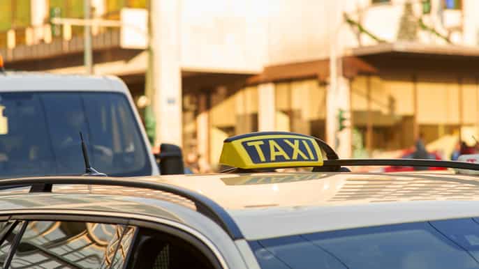transferência de táxi do aeroporto de atenas