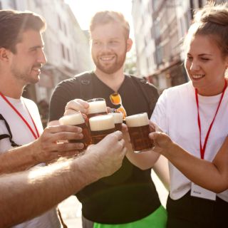 Düsseldorf: tour del birrificio con degustazioni di birra alternativa