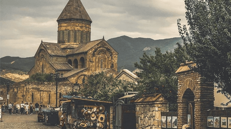 Mtsjeta Lo mejor de Mtsjeta a pie GetYourGuide