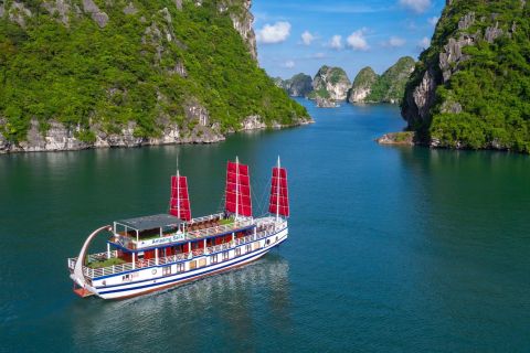 Da Hanoi: tour in barca di lusso nella baia di Ha Long e nella baia di Bai Tu Long