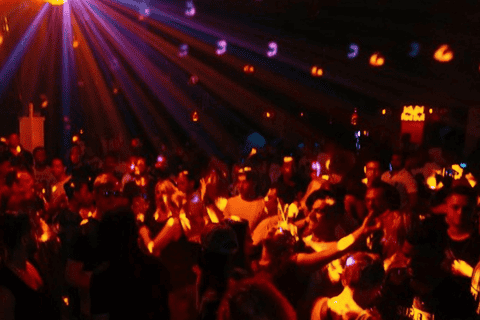 Hurghada: Pub Crawl with Free Shots and Transfers