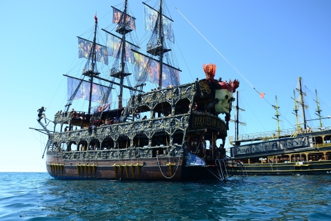 Alanya: Rejs statkiem piratów z lunchem
