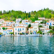 From Athens: Saronic Islands Cruise Day Trip with Lunch