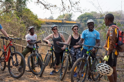 De Victoria Falls: Tour à véloTour avec Point de Rencontre