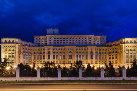 Bucarest: entrada sin colas al Palacio del ParlamentoTour en ingles