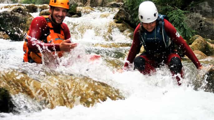 domiš canyoning sur la rivière cetina avec instructeur agréé