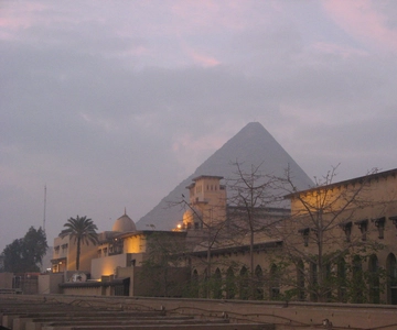 Hurghada: Cairo Highlights Tour To Giza Pyramids, Eg Museum