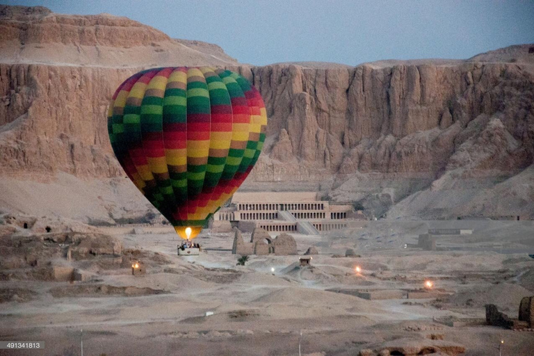 Lúxor: paseo en globo aerostático al amanecerOpción estándar