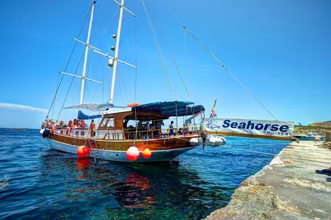 Malta: Comino+ Baía de Santa Maria, Lagoa Azul + Viagem de 1 dia às Grutas