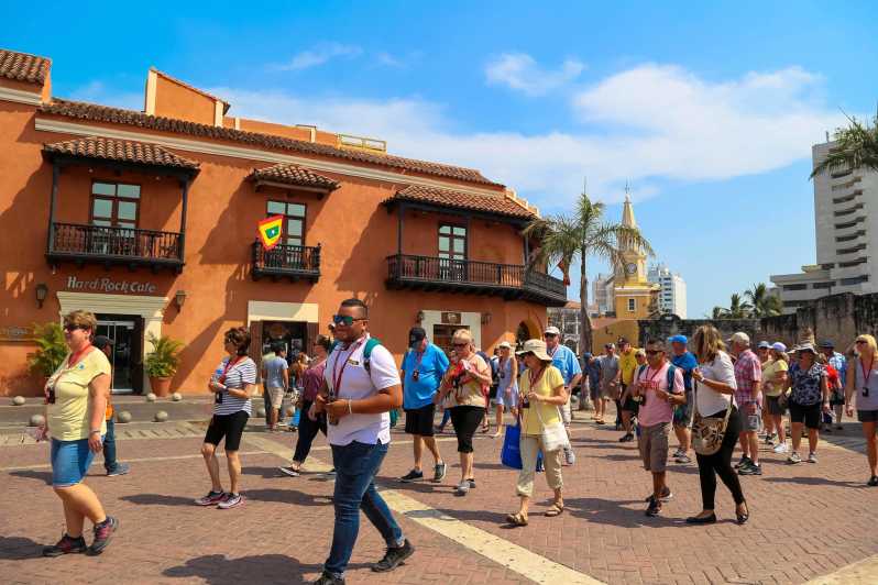 Cartagena Sightseeing Hop On Hop Off Bus Getyourguide 9541