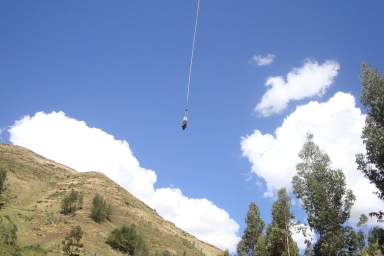 Cusco : Aventure combinée saut à l'élastique et lance-pierreExpérience combinée de saut à l'élastique et de lance-pierre