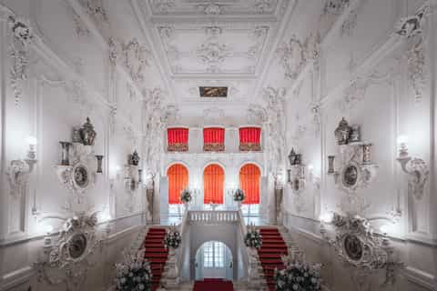 Pushkin: Catherine Palace and Gardens Guided Tour