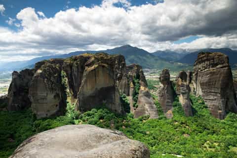 From Athens: Delphi and Meteora 2-Day Guided Tour