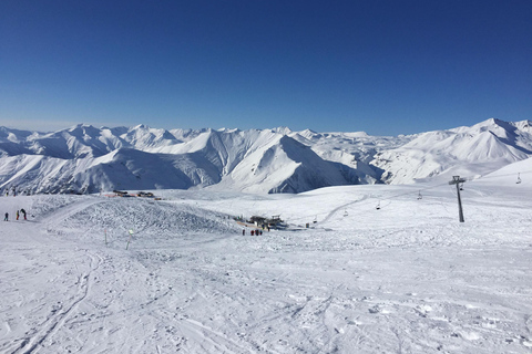 Gudauri skidort-Kazbegi privat dagsturGudauri skidort Privet dagstur