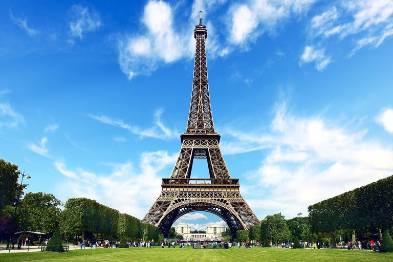 Von London aus: Tagestour nach Paris mit Mittagessen auf dem Eiffelturm