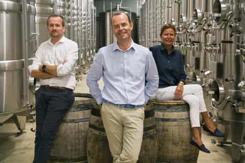 Epernay: Guided Tour of Champagne Cellar with Tastings