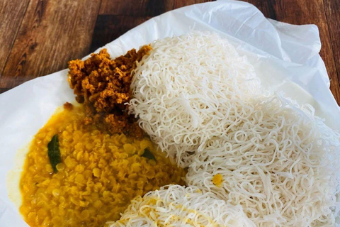 Scooter Street Eats Tour in Colombo ( All inclusion )