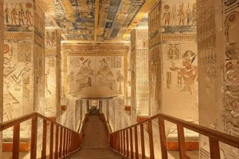 Hurghada: Trip to Luxor & Valley of the Kings with lunch