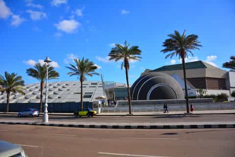 From Cairo: Full-Day Historical Alexandria Tour