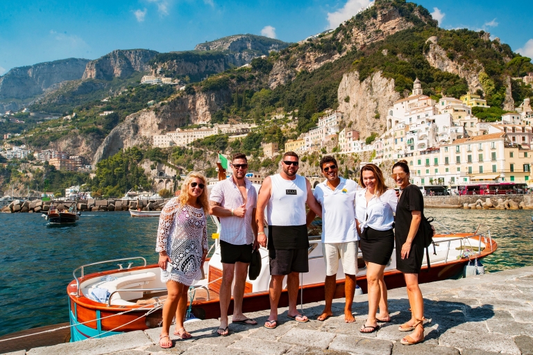Desde Sorrento: tour en barco por la costa de Amalfi para grupos pequeñosOpción estándar