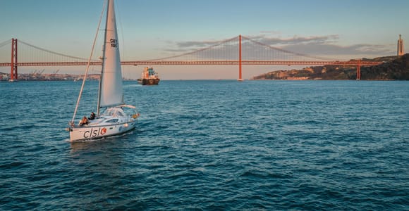 Lissabon: Private Tagus River Yacht Tour