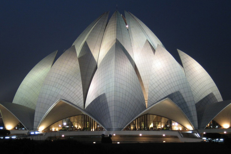 By Car: Private 5-Day Golden Triangle Tour From Delhi 5-Day Golden Triangle Tour with 4-Star Accommodation