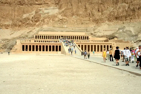 Luxor: Hatshepsut, Valley of Kings and Felucca Ride, Guided
