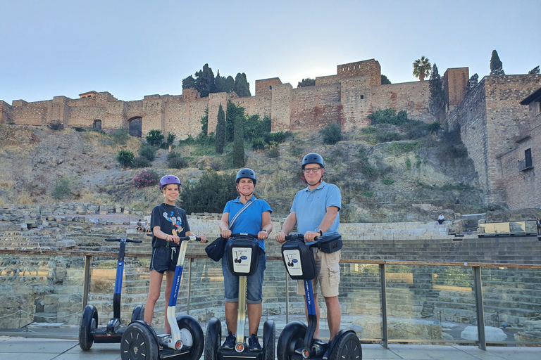 Málaga: tour en segway de 1 hora por el castillo de la AlcazabaOpción estándar