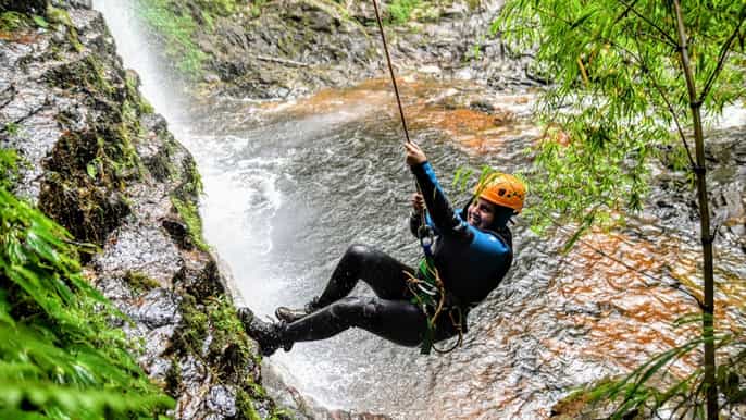 sa pa fansipan mountain canyoning tour
