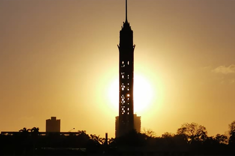 Caïro: El-Moez Street, Cairo Tower en El-Fishawy Café