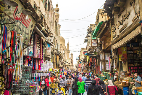 El Cairo: calle El-Moez, Torre de El Cairo y El-Fishawy Café