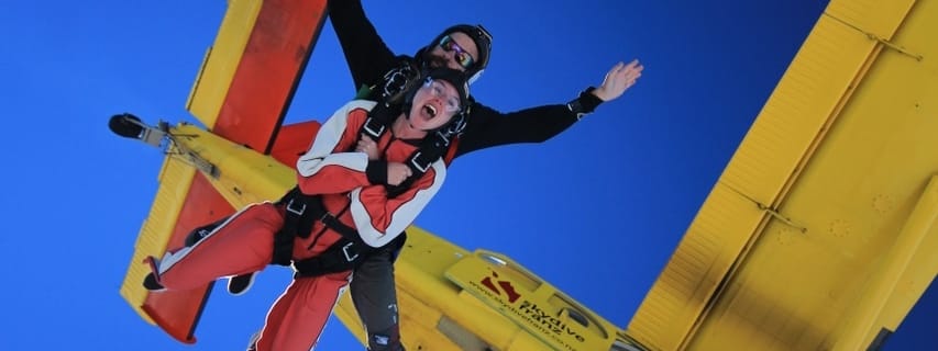 Franz Josef : saut en parachute à 13 000, 16 500 ou 18 000 pieds