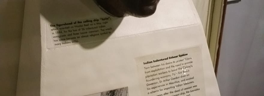 Fidji : Visite du village de Suva