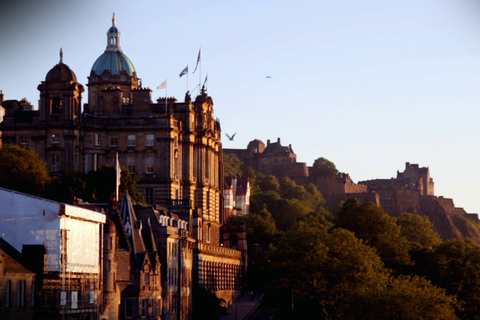 Edinburgh: 3-Hour Historical Walking Tour in Spanish