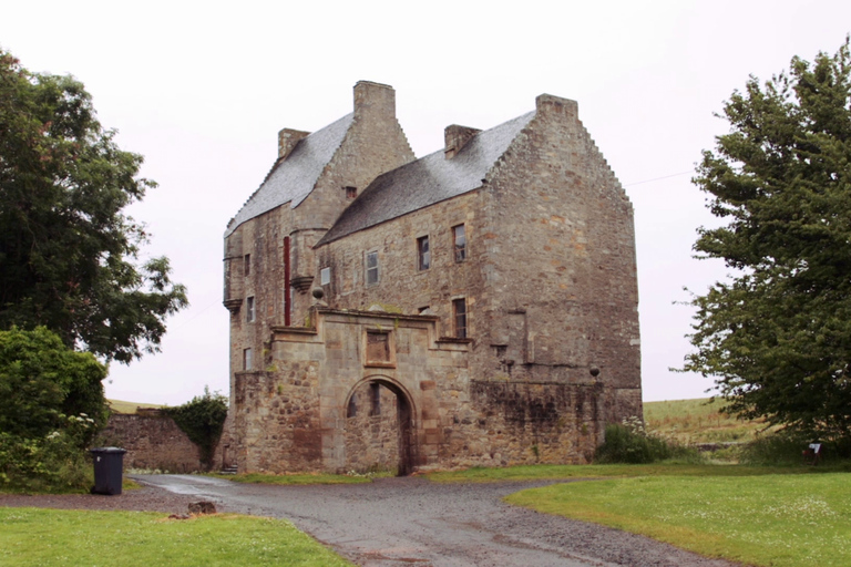 From Edinburgh: Outlander Full-Day Tour in Spanish