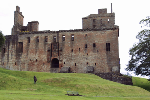 From Edinburgh: Outlander Full-Day Tour in Spanish