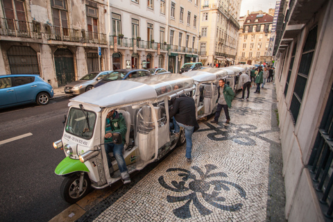 Lisbon: Private Old Town Electric Tuk-Tuk Tour Tour in Spanish