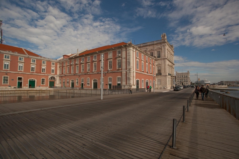 Lizbona: 2-godzinne zwiedzanie Belém i Golden Era przez Eco-TukPrywatna wycieczka po hiszpańsku