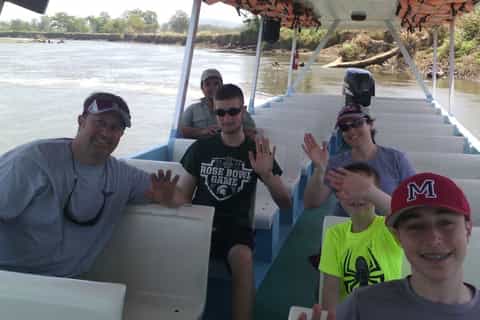 from jaco crocodile river cruise with lunch