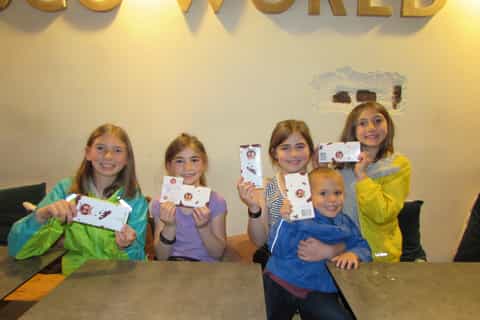 Paris: 2-Hour Sweet & Chocolate Family Tour with Tastings