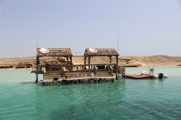 Hurghada: Snorkling i Orange Bay med lunch och dykning (tillval)Privat båt - Specialpaket för grupper