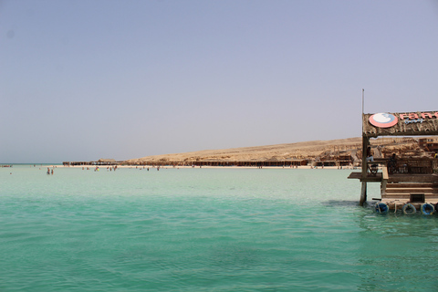 Hurghada: Snorkling i Orange Bay med lunch och dykning (tillval)Privat båt - Specialpaket för grupper